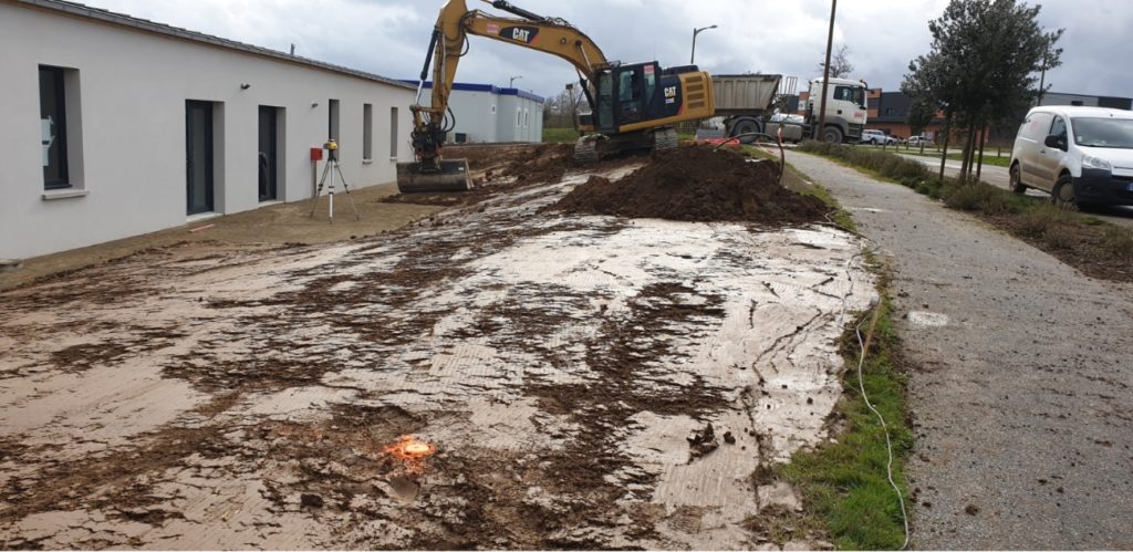 Pioche Lefebvre Travaux Publics La Ferte Mace Amenagement (1) 424