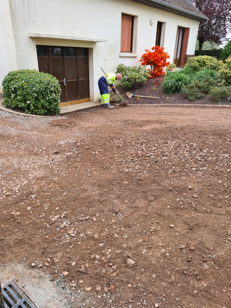 Pioche Lefebvre Travaux Publics La Ferte Mace Amenagement (40) 422