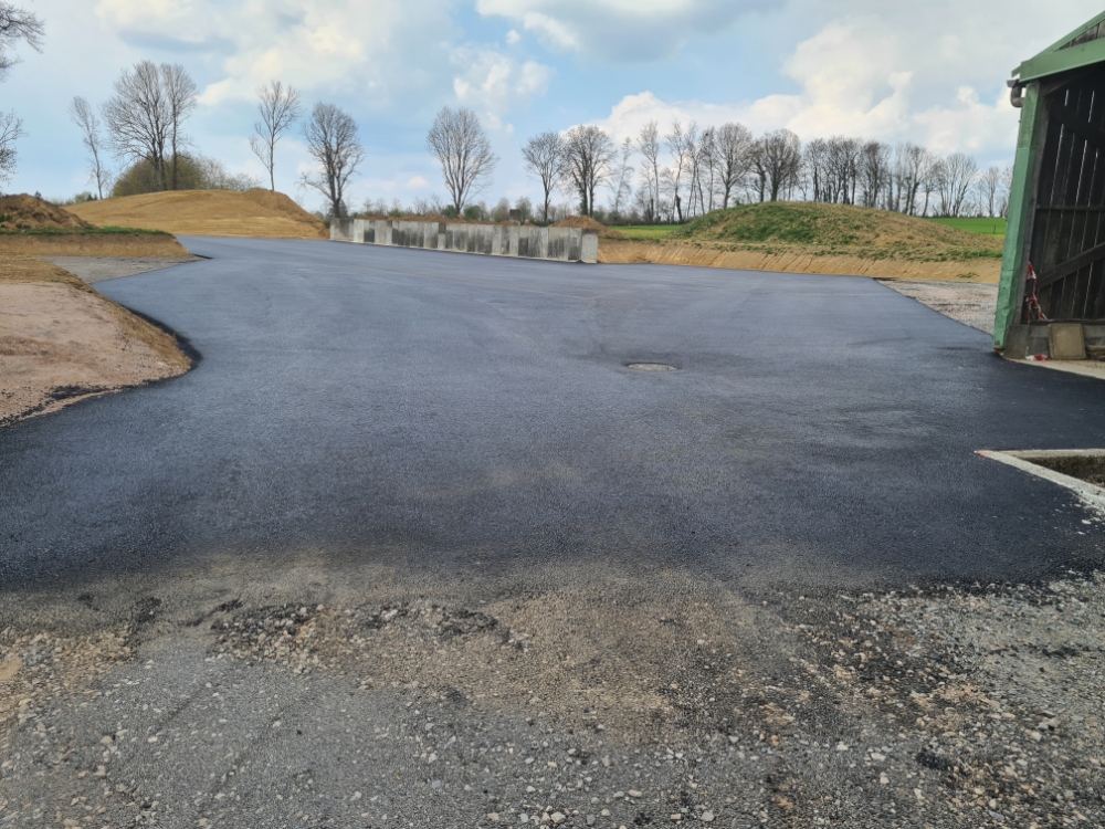 Pioche Lefebvre Travaux Publics La Ferte Mace Enrobé (27) 490