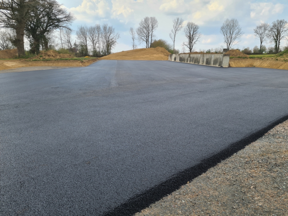 Pioche Lefebvre Travaux Publics La Ferte Mace Enrobé (29) 492